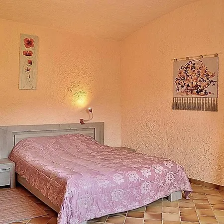 Le Clos Du Vallon Bord De *